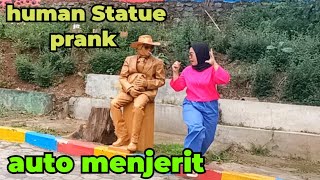 full histerisprank patung hiduphuman Statue prank [upl. by Asirem174]