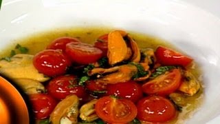 ¿Qué comemos hoy  Receta Mejillones con tomate y albahaca [upl. by Caruso92]