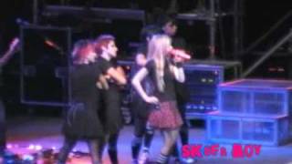 Sk8er Boy  Avril Lavigne Live In Rome [upl. by Innus]