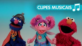 Vila Sésamo quotSe você está contentequot Complete a música Com o Elmo [upl. by Lairbag]