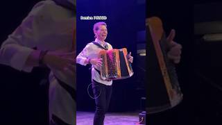 Damien POYARD accordéoniste la Fiesta Portugaise accordéon musette thé dansant dancing LYON [upl. by Phipps678]