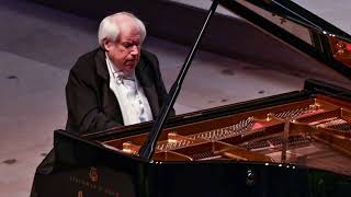 Grigory Sokolov  Chopin PolonaiseFantaisie in Aflat major Op61 Paris 2004 [upl. by Okihcim]