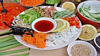 Rezept Sushi Bowl mit Sushi Reis viel Gemüse und Räucherlachs  sehr lecker und sehr gesund [upl. by Aubree]