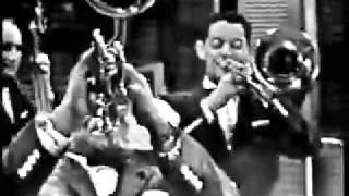 Muskrat Ramble Louis Armstrong and Edmund Hall 1958mov [upl. by Yrtua]