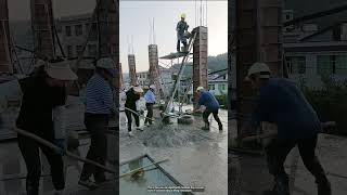 Column concreting process using a lifting mechanism [upl. by Cozza367]