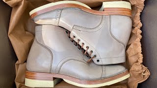 Renavgoods Boots in GRIGIO Horserump [upl. by Amuh190]