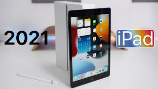 2021 iPad 9th Gen  Unboxing Comparison and First Look [upl. by Kono]