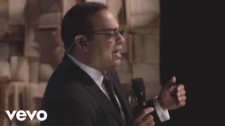 Gilberto Santa Rosa  Como Nunca Nadie En Vivo [upl. by Lynett707]