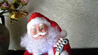 Babbo Natale Suona Chitarra e Balla Feste Regalo Natale [upl. by Erving]