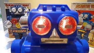 Horikawa Taiwan Excavator Robot with lighted eyes [upl. by Neelhtak]