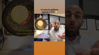 Ci sono le gallette quindi è FIT 🤔 ricetta ricettafit fit ricette dieta divertente ironia [upl. by Fleta]