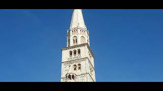 Campane del Duomo di Modena Torre della Ghirlandina [upl. by Enailil]