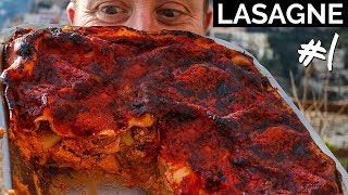 Best Lasagne in ITALY FOOD BUSKER  John Quilter [upl. by Tesil]