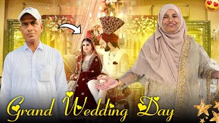 The Grand Wedding Day ❤️✨ Shadi Waly Ghar Hum Nay Kaisy Enjoy Kiya  🥰 Humare Ami Abu [upl. by Portwine]