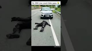 Rc390 live crash 💔 bike gaya Puri 😭 accident rider viralshort ytshort rc390 yoitubeshorts [upl. by Anirrehs877]