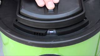 Powersmith PAVC101 Ash Vacuum Video [upl. by Katerine156]