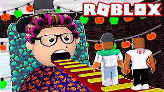 2 PLAYER ESCAPE GRANDMAS HOUSE IN ROBLOX Halloween Update [upl. by Tailor]