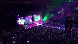 Coldplay  Sky full of stars HD LIVE Warsaw 2017 [upl. by Llenrod]