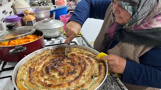 Patatesli ve ıspanaklı börek yağlama öğlen yemeği [upl. by Nettle359]