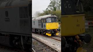 33002 at Totnes [upl. by Baugh708]