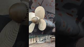 PROPELLERS INSTALLED ships shiprepair ship whatareuduing [upl. by Ahsieyt]