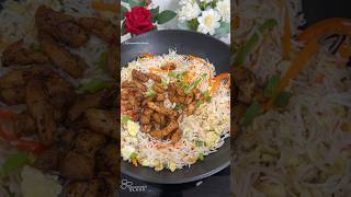 Chicken fried rice friedrice friedricerecipe chinese shorts [upl. by Haramat]