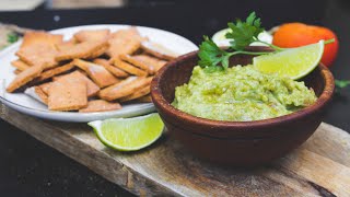 Guacamole au Moringa et Crakers farine de Niébé et Maïs [upl. by Htims]