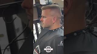 Tu veux une bonne service de barbier [upl. by Loar]