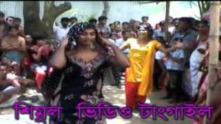 Bangladeshi hot dance kiss kiss video song [upl. by Plante]