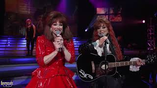 LEGENDS IN CONCERT  THE JUDDS [upl. by Oiracam]