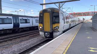 Great Northern British Rail Class 387 inc ex Southern carriages arrives at Cambridge for London [upl. by Oxley]