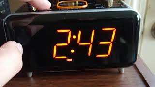 How to fix alarm clock not working on Google Pixel phones [upl. by Yrellav]