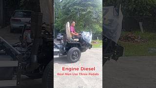 PILIH MANA DOUBLE X THREE PEDALS  ENGINE DIESEL ‼️ shorts hino automobile bus driver youtube [upl. by Esilram]