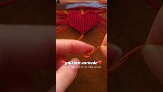 Tutorial Pulsera Corazon  Tejido con nudos e hilo diy [upl. by Nykal]