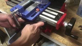 HOW TO OPERATE Harbor freight mini vertical milling drilling machine 44991 [upl. by Brynn]