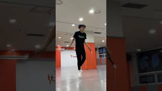 100번 돌려 안넘어가는 줄 없다 shorts jumprope 줄넘기 [upl. by Cowley]