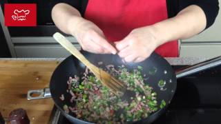 Nasi Goreng Maken  Kookvideo  Indischegerechtencom [upl. by Mobley643]