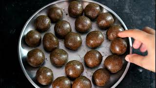 Alsi aur Til ke Laddoo Alsi Pinni Recipe Biotin Laddu  Helps for Hair growth amp Skin glow [upl. by Hughes]