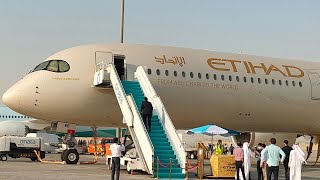 Business Class  Etihad Airways Economy Class  Dreamliner [upl. by Anifad371]