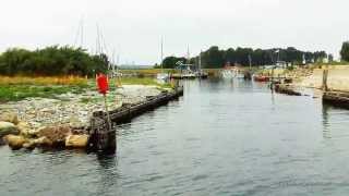 Segeln auf der Ostsee Einfahrt in den Yachthafen Lippe Howacht Ostsee [upl. by Michele]