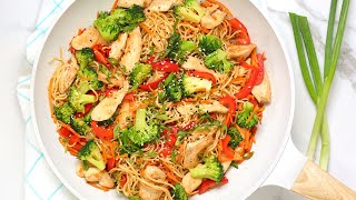 15 Minute Chicken StirFry  Quick  Easy Weeknight Dinner Recipe [upl. by Yesteb]