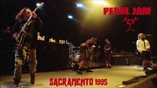 Pearl Jam  Tremor Christ Sacramento 1995 Vitalogy30 [upl. by Nadroj]