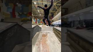 SAVOSIN ILIA ONE HARD TRICK IN SKATEPARK shorts skating extreme [upl. by Salter907]