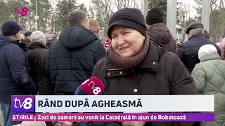 Zeci de oameni au venit la Catedrală în ajun de Bobotează [upl. by Aremus]