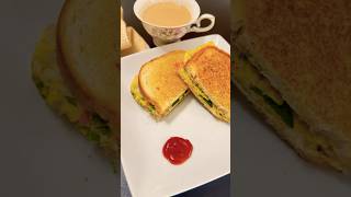 Eggs Toast🥚🍞  Easy Breakfast eassyrecipe eggsandwich healtyfood morningbreakfast proteina [upl. by Jeannine]