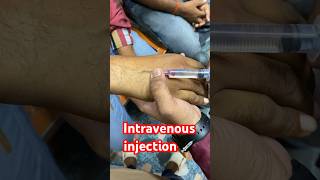 Intravenous injection lagana sikhe injection trending shorts youtubeshorts intravenousinjection [upl. by Wiencke]