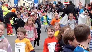 DEULUXLauf 2024  Kinder und Jugendlauf [upl. by Gerbold]