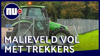 Boeren rijden hekken omver op Malieveld  NU nl [upl. by Eenaffit504]