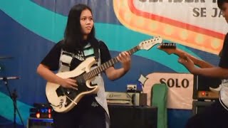 PELOPOR GITARIS PEREMPUAN MAIN ROCK PROGRESIF🔥BAND KEREN INDONESIA [upl. by Belamy]