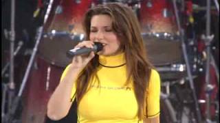 Shania Twain  Man I Feel Like A Woman Up Live in Chicago 1 of 22flv [upl. by Dena]